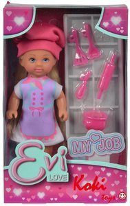 Evie Love w pracy 18063